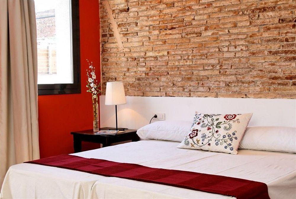 Inside Sants Apartment *
