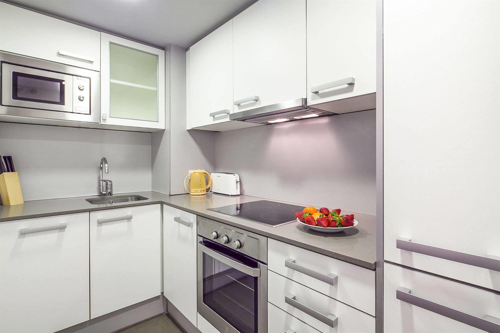Inside Sants Apartment